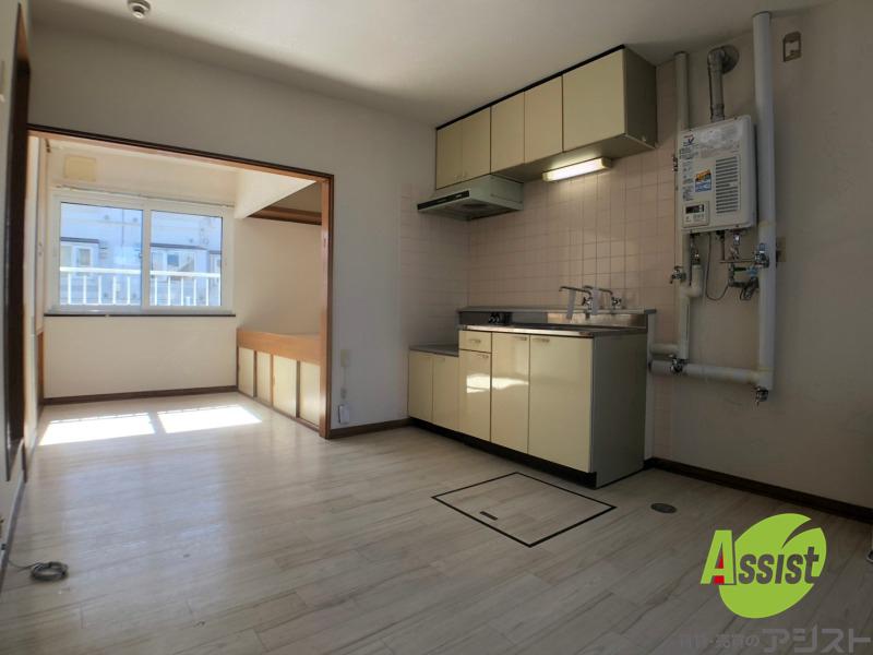 居室・リビング　広くてキレイなお部屋が広がっていて、充実した生活が送れそう。