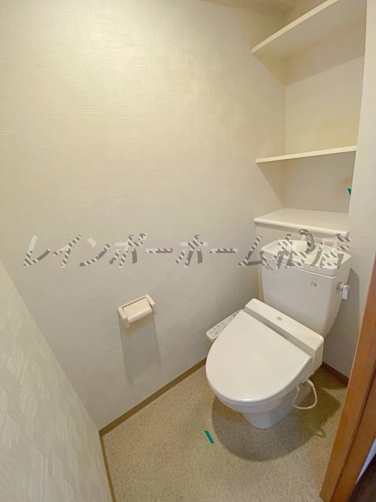 トイレ　清潔感のあるトイレです