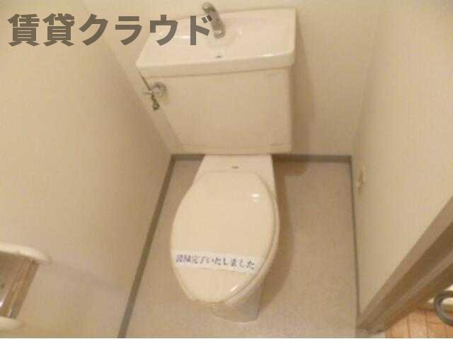 トイレ　シンプルで使いやすいトイレです