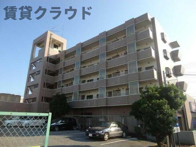 建物外観　落ち着いた雰囲気の外観です