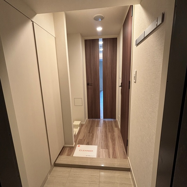 玄関　※写真は同タイプ住戸です。