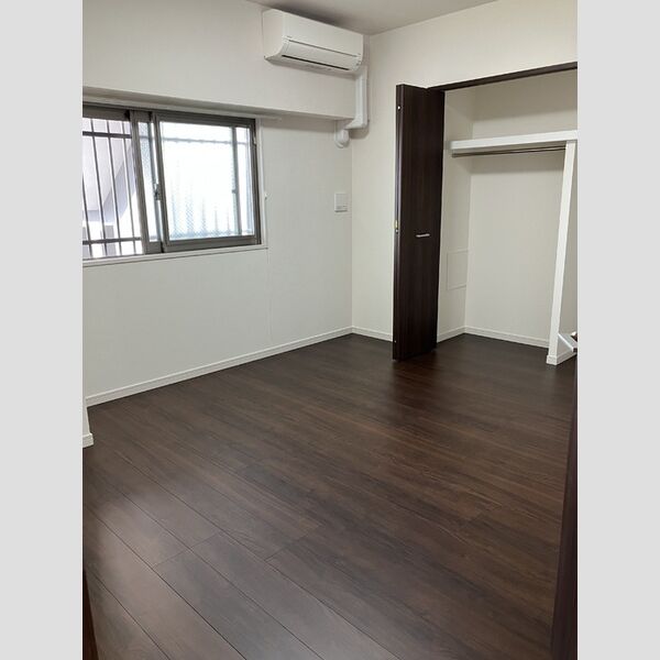 収納　※写真は同じマンションの違う部屋のものになります。