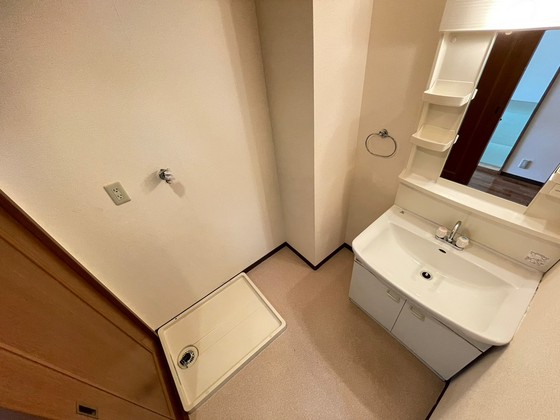 洗面設備　※別部屋の写真です