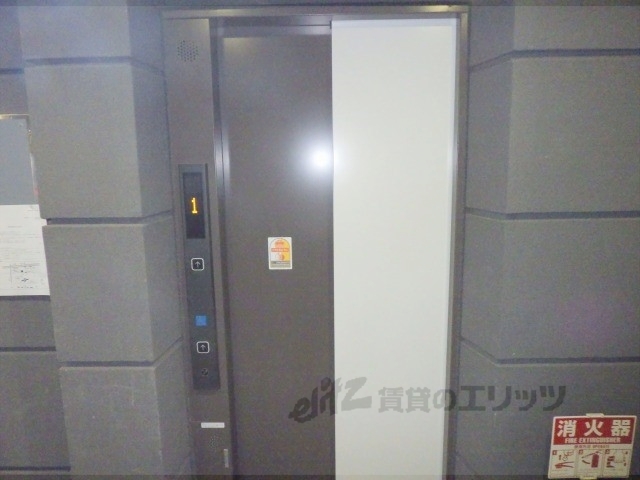 その他　エレベーター
