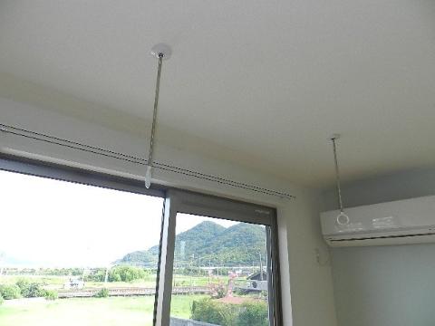 その他設備　エアコン・室内物干し