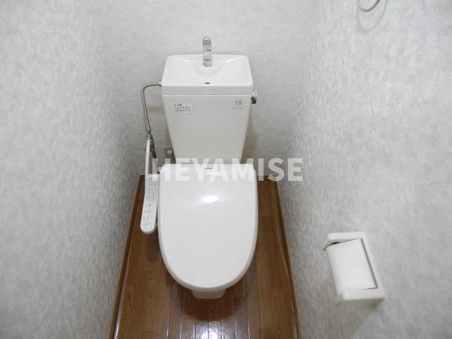 トイレ　※反転タイプのお部屋写真です。現況を優先します※