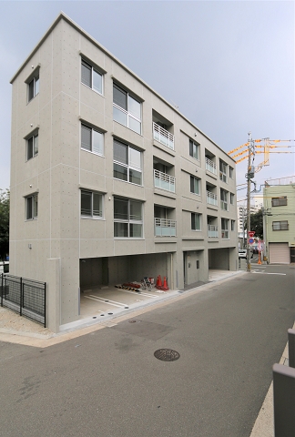 建物外観　最寄り駅徒歩7分圏内の人気デザイナーズマンションです♪
