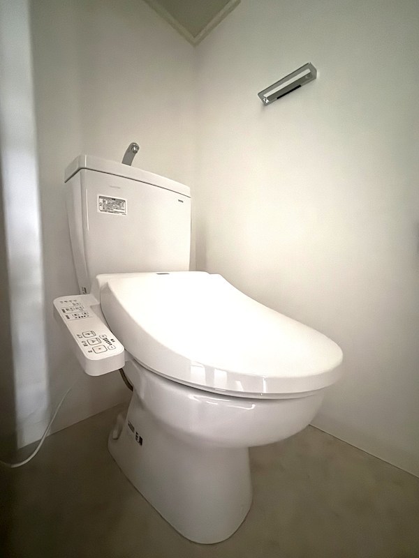 SILUS東灘深江のトイレ写真