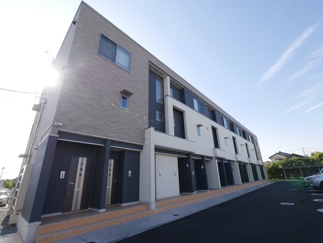 建物外観　★お部屋探しは（０４６－２３６－３９３９）住まナビＮＥＸＴ★