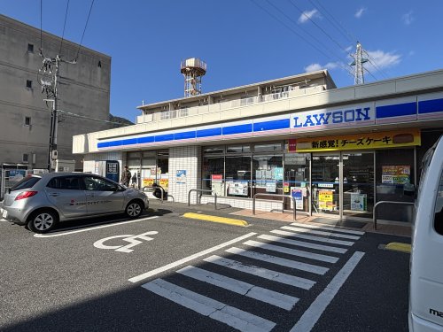 コンビニ　ローソン広島祇園六丁目店（コンビニ）まで354m