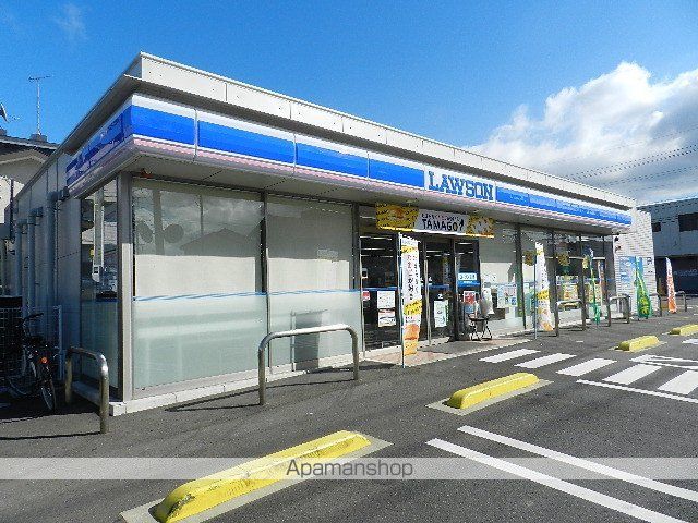 コンビニ　ローソン小倉若園三丁目店（コンビニ）まで332m