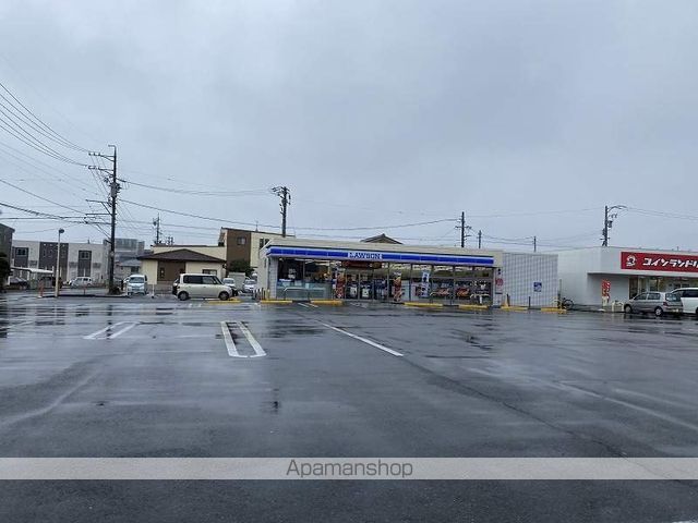 コンビニ　ローソン（コンビニ）まで328m