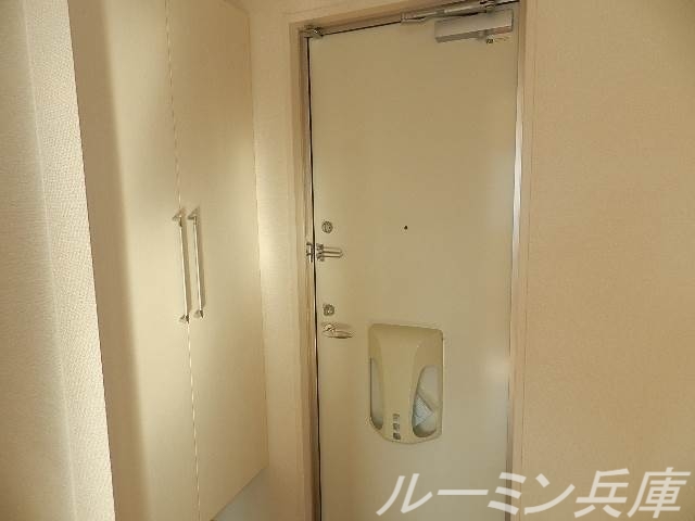 ユニヴェール垂水の玄関写真