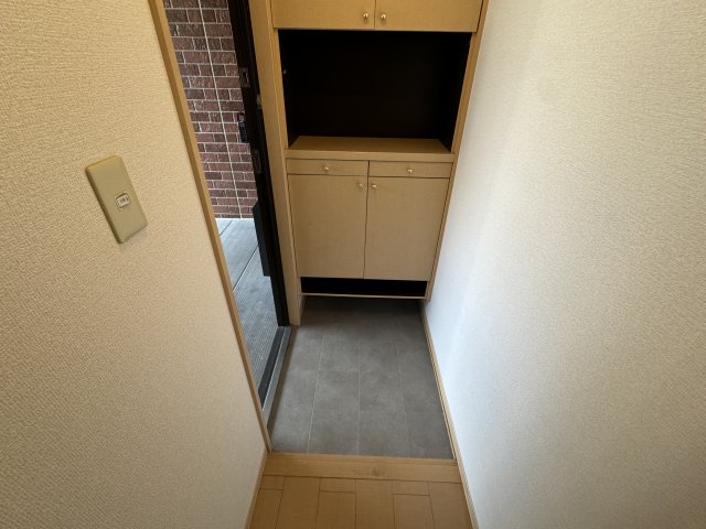 玄関　シンプルで使いやすい玄関です