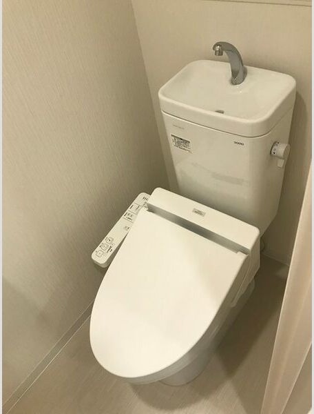 レユシール塚本のトイレ写真