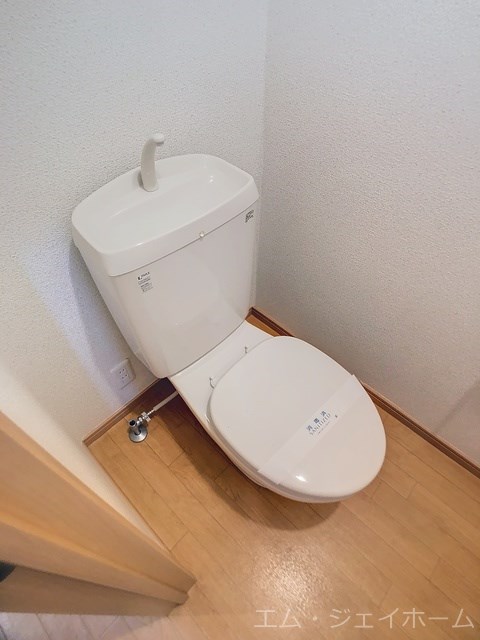 ハイツエイトIVのトイレ写真