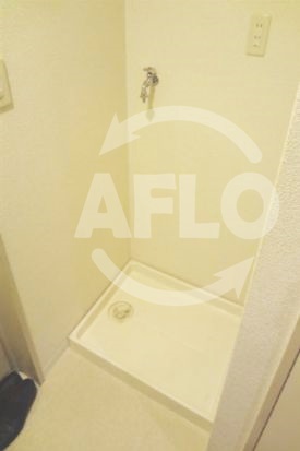その他設備　クレセントコート難波　室内洗濯パン