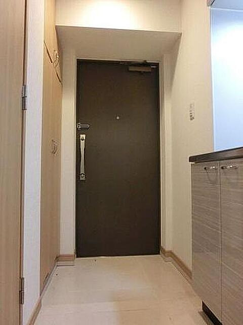 玄関　（別タイプ参考写真）ルーブル東武練馬　練馬区北町１