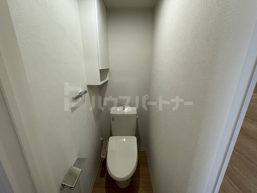 京成本線 船橋競馬場駅 徒歩1分 3階建 築1年のトイレ写真