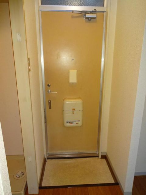 サンハイツ別府の玄関写真