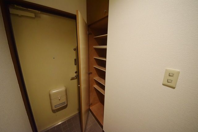 スターフラッツの玄関写真