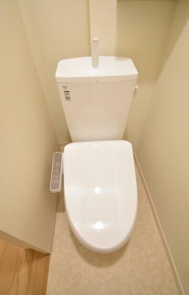 ＪＲ横浜線 町田駅 徒歩8分 2階建 築2年のトイレ写真