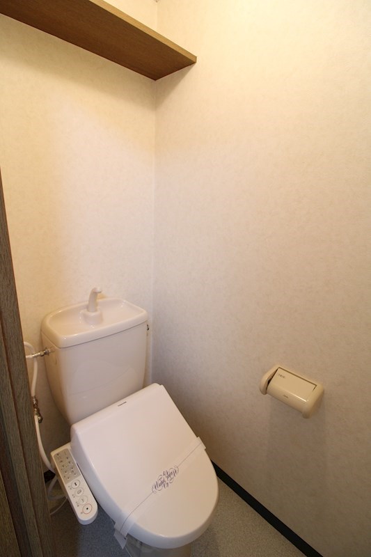 トイレ　※別部屋参考画像