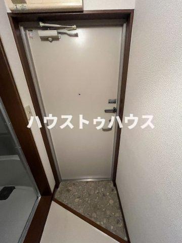 ＪＲ埼京線 十条駅 徒歩7分 3階建 築25年の玄関写真
