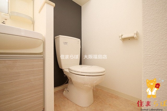 地下鉄谷町線 南森町駅 徒歩2分 10階建 築17年のトイレ写真