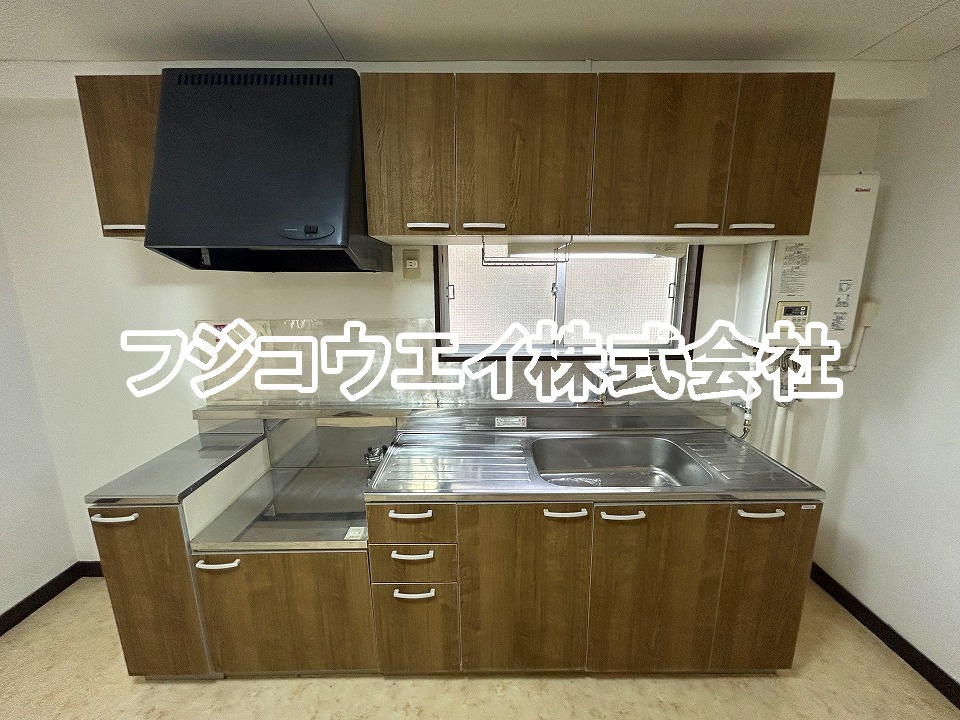 西武池袋線 江古田駅 徒歩3分 7階建 築55年のキッチン写真
