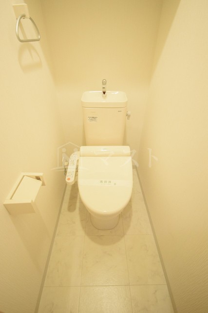 アーバンフラッツ心斎橋のトイレ写真
