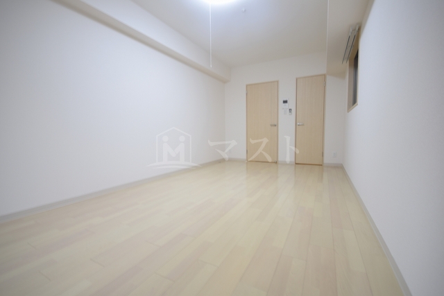 アーバンフラッツ心斎橋の居間写真