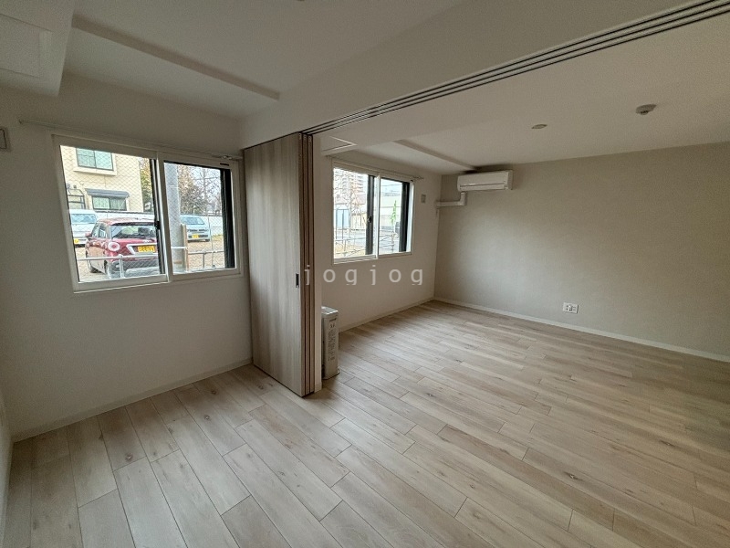 その他部屋・スペース　収納がたっぷりあるお部屋です。