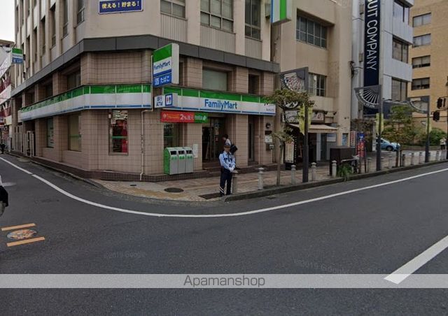 コンビニ　ファミリーマート岡山中山下店（コンビニ）まで414m
