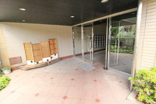エントランス　★お問い合わせはタウンハウジングまでご連絡ください★