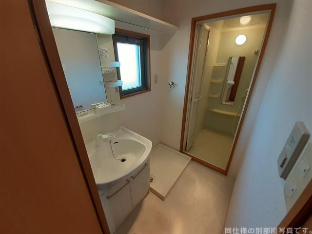 コンフォート鴻之台の内装写真