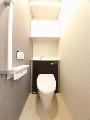 トイレ　シンプルで使いやすいトイレです