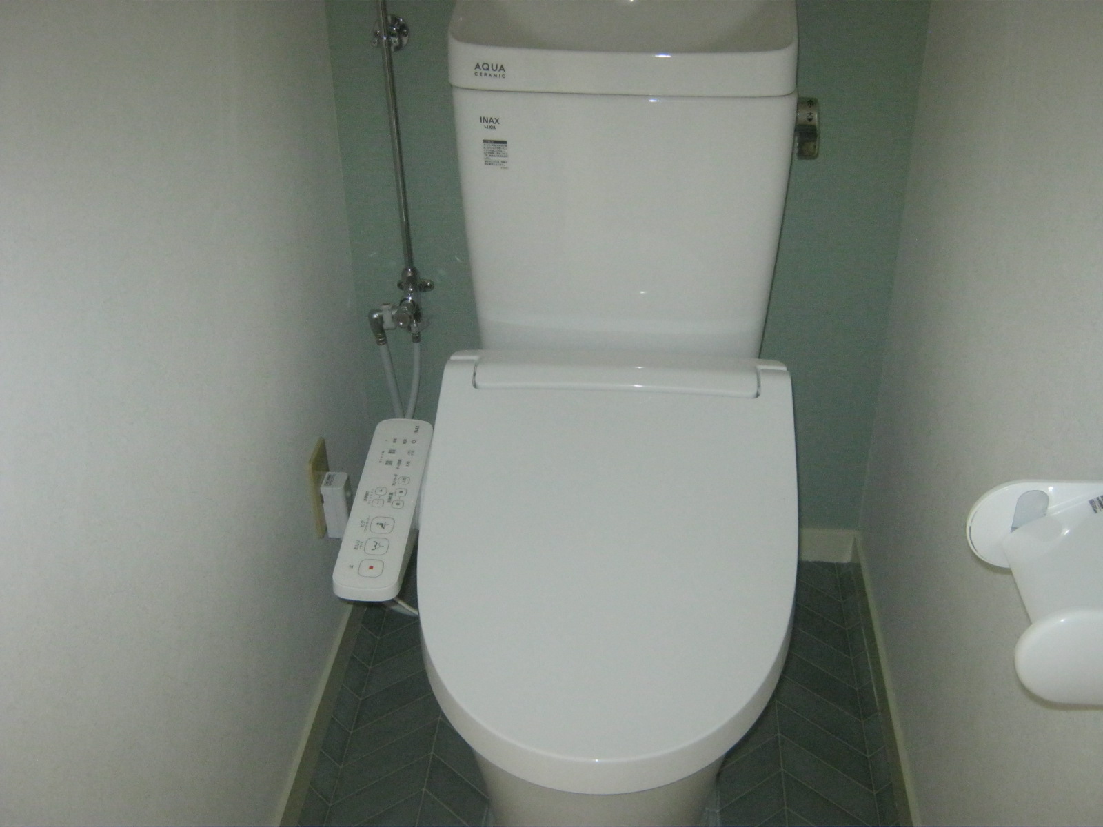 ＪＲ中央線 阿佐ケ谷駅 徒歩12分 3階建 築45年のトイレ写真