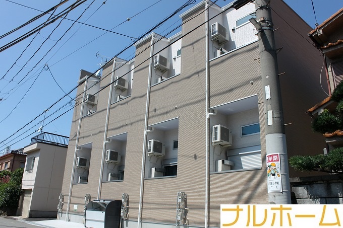 ＪＲ関西本線 加美駅 徒歩10分 2階建 築10年の外観写真
