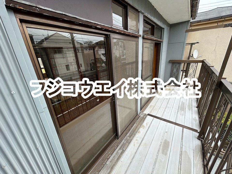 バルコニー