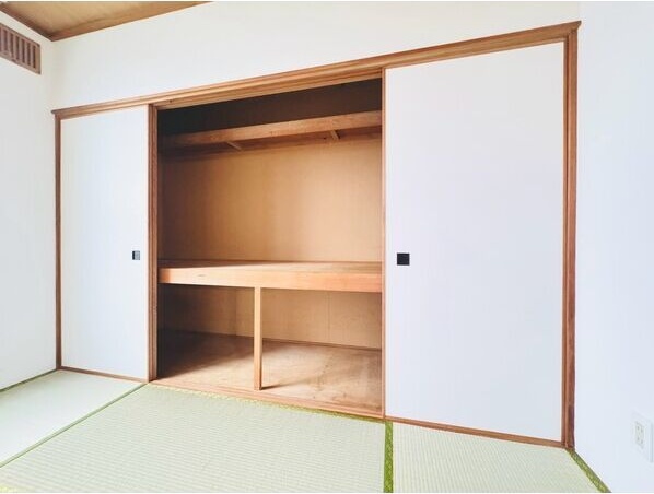 収納　大きな押し入れが付いています！