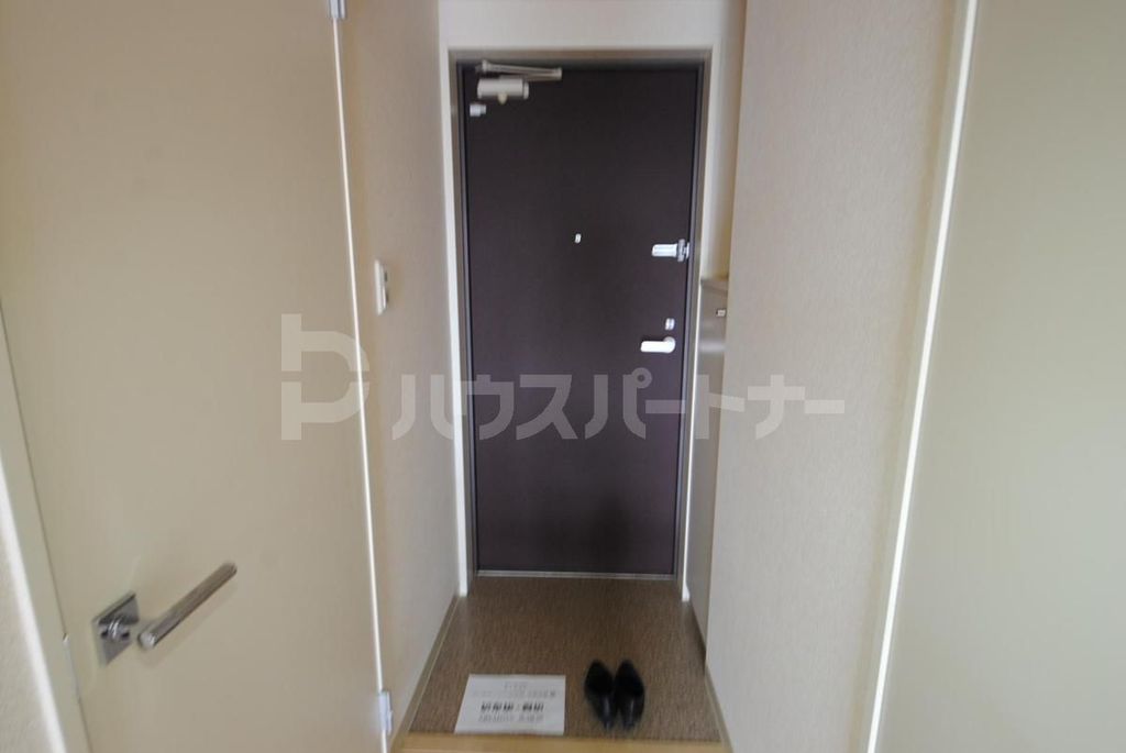 エストピア八潮の玄関写真
