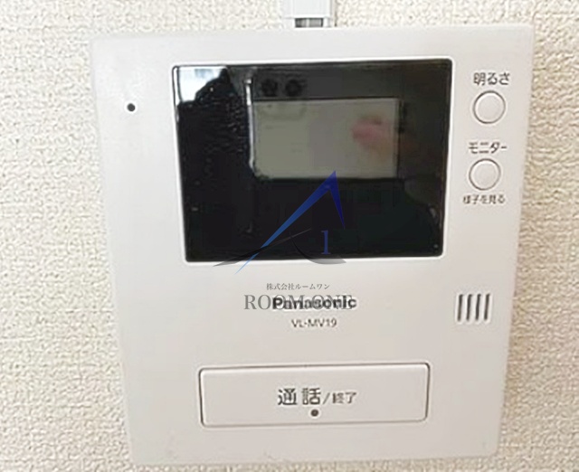 セキュリティ　モニター付きインターホンです。