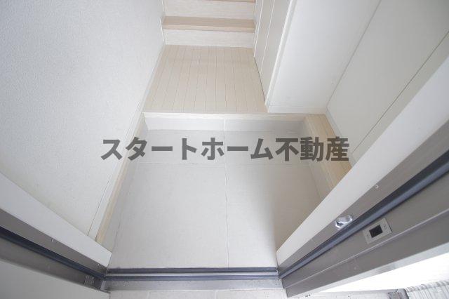 玄関　ゆったりとした玄関です