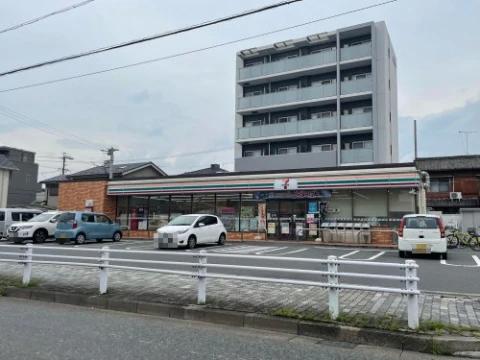 コンビニ　セブンイレブン 名古屋柳瀬町1丁目店（コンビニ）まで383m