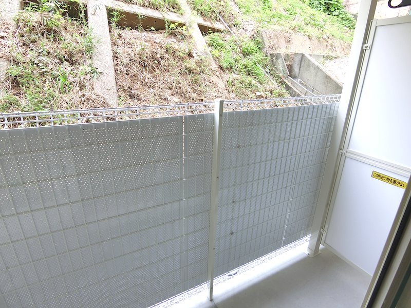 バルコニー　1階はテラスつき