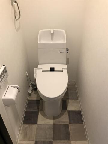 ＪＲ呉線 呉駅 徒歩12分 6階建 築7年のトイレ写真