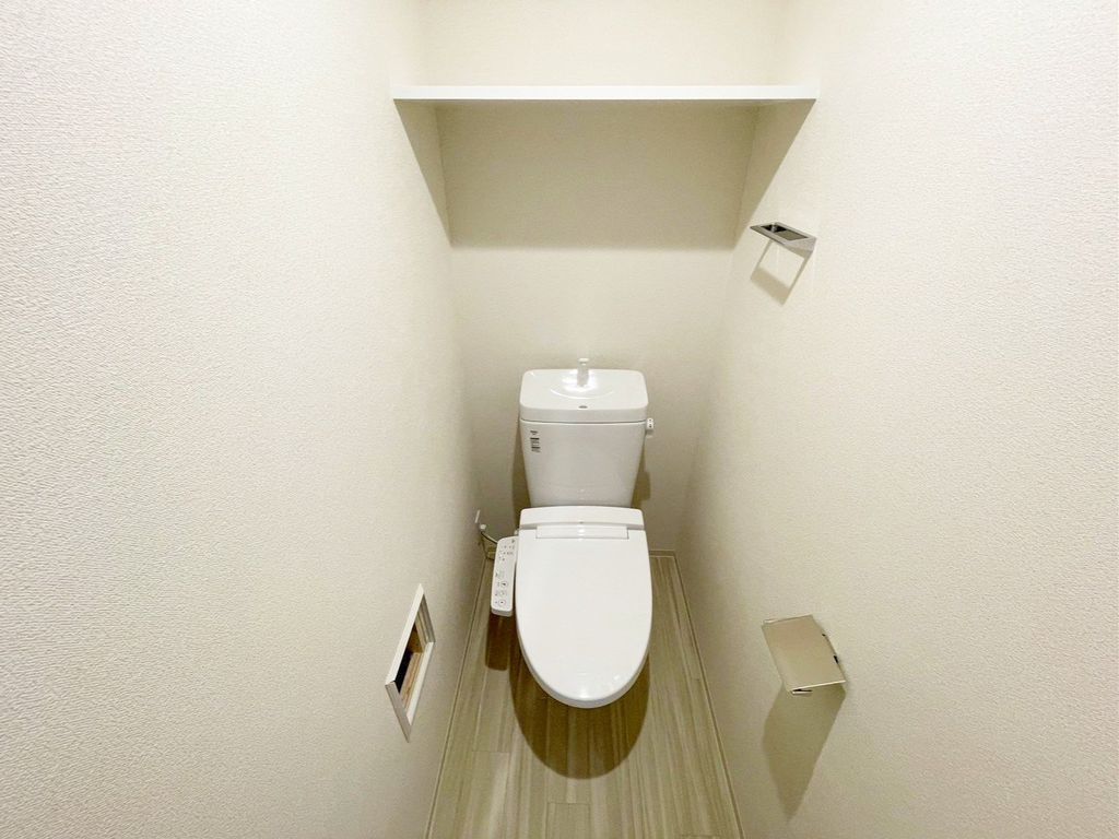 トイレ　トイレ
