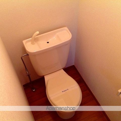 レオパレスAmourのトイレ写真