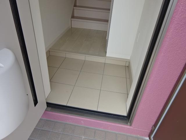 玄関　室内階段です。